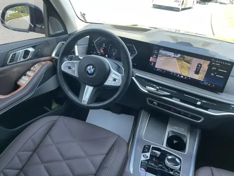 2023 BMW X5 с пробегом 13 000 км