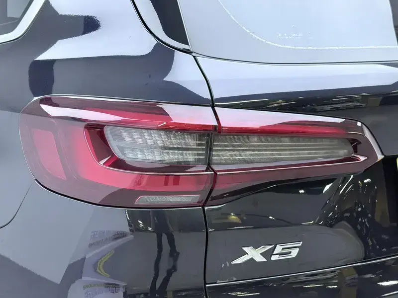 2022 BMW X5 с пробегом 33 600 км