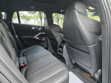 2023 BMW X6 M с пробегом 1 000 км