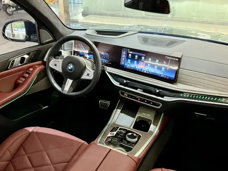 2023 BMW X5 с пробегом 32 000 км