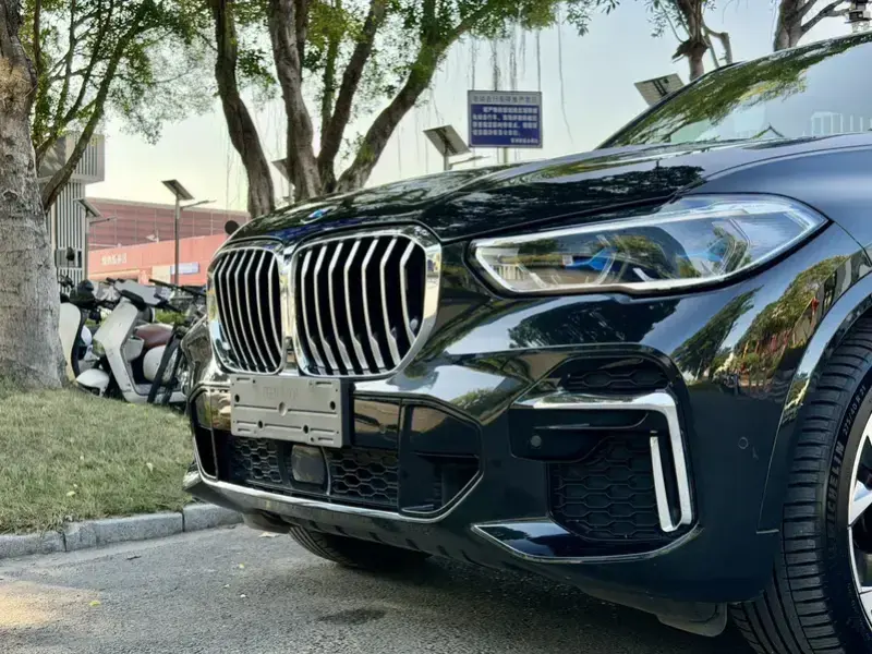 2022 BMW X5 с пробегом 81 900 км