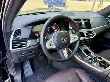 2022 BMW X5 с пробегом 81 900 км