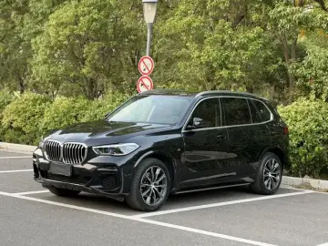 2022 BMW X5 с пробегом 50 000 км