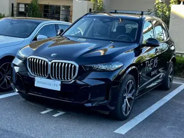 2025 BMW X5 с пробегом 14 000 км