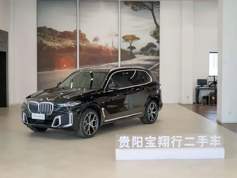 2023 BMW X5 с пробегом 10 000 км