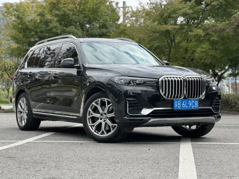 2021 BMW X7 с пробегом 112 000 км