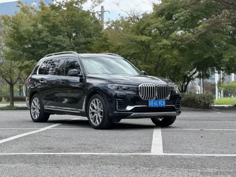 2021 BMW X7 с пробегом 112 000 км