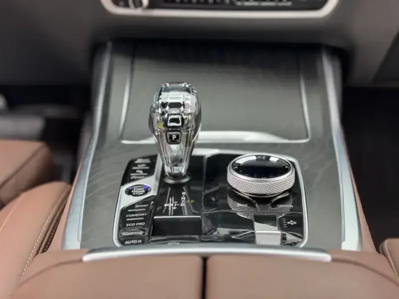 2021 BMW X7 с пробегом 112 000 км