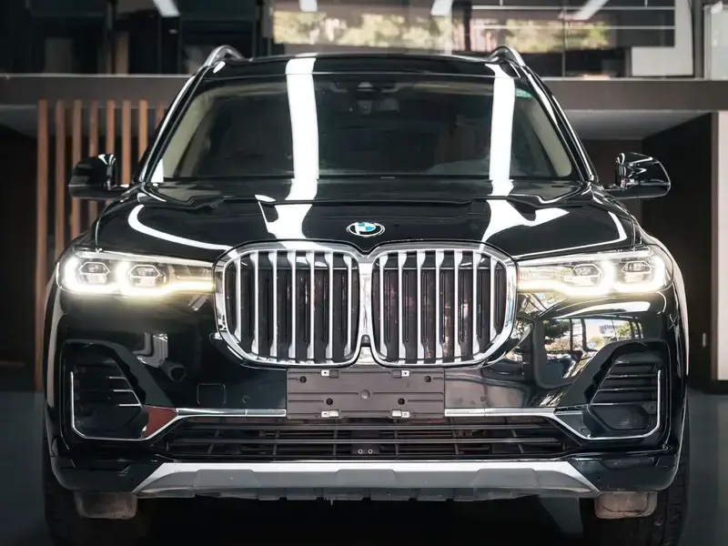 2022 BMW X7 с пробегом 109 000 км
