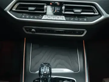 2022 BMW X7 с пробегом 109 000 км