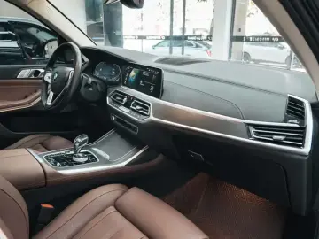 2022 BMW X7 с пробегом 109 000 км