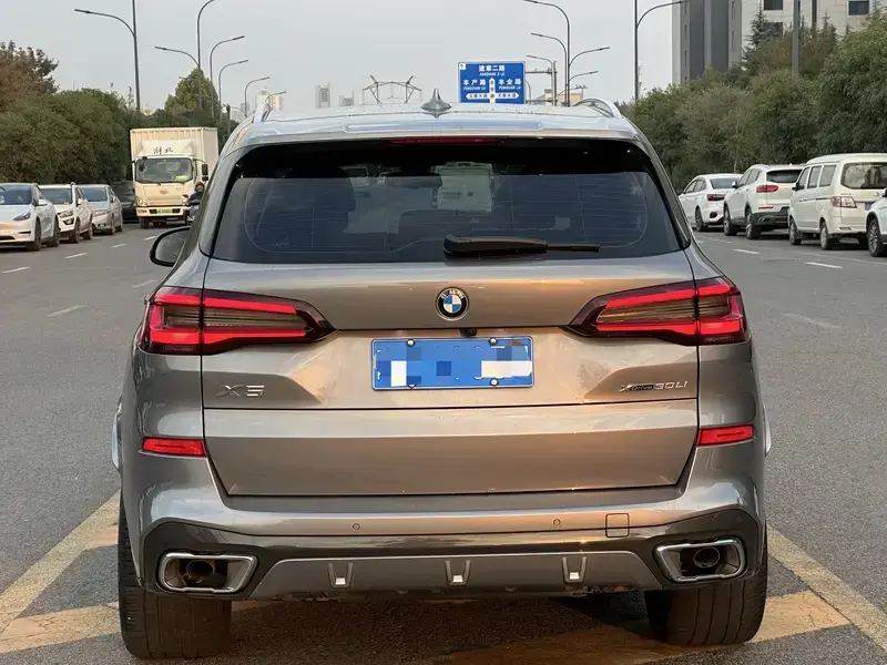 2022 BMW X5 с пробегом 38 000 км
