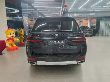 2023 BMW X7 с пробегом 25 000 км