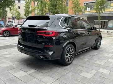 2022 BMW X5 с пробегом 81 000 км
