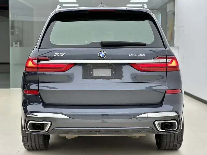 2020 BMW X7 с пробегом 150 000 км