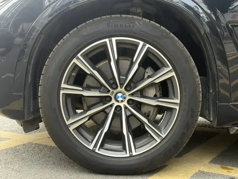 2020 BMW X5 с пробегом 79 000 км