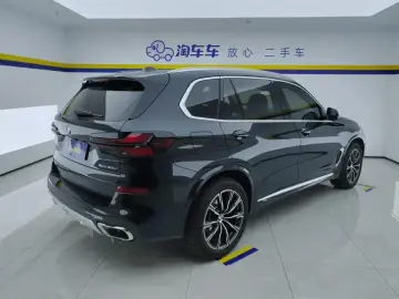 2023 BMW X5 с пробегом 10 000 км