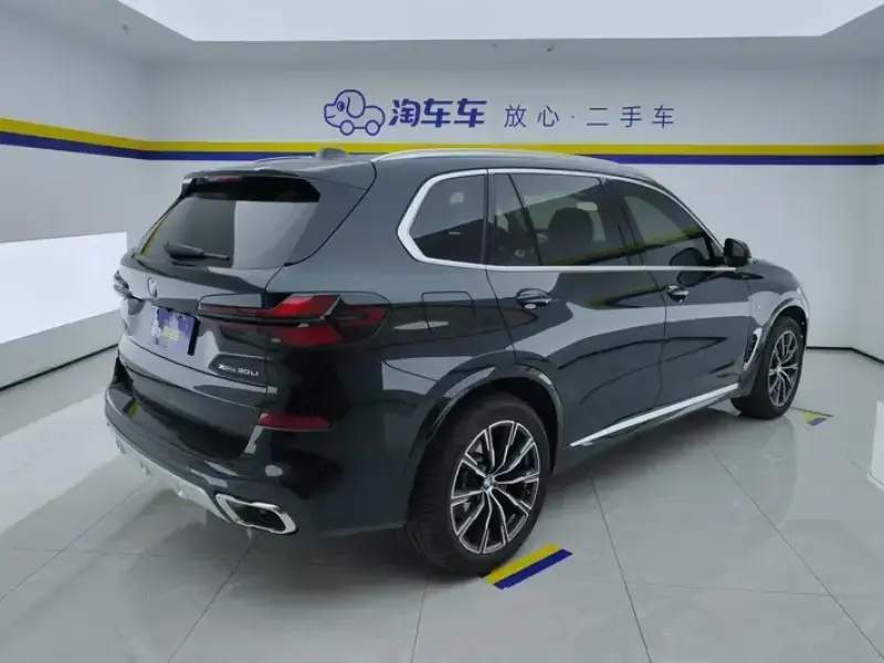 2023 BMW X5 с пробегом 10 000 км