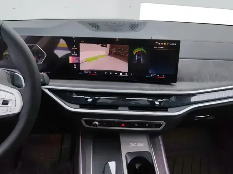 2023 BMW X5 с пробегом 10 000 км