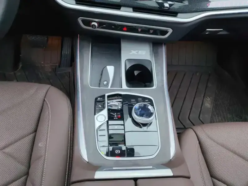 2023 BMW X5 с пробегом 10 000 км