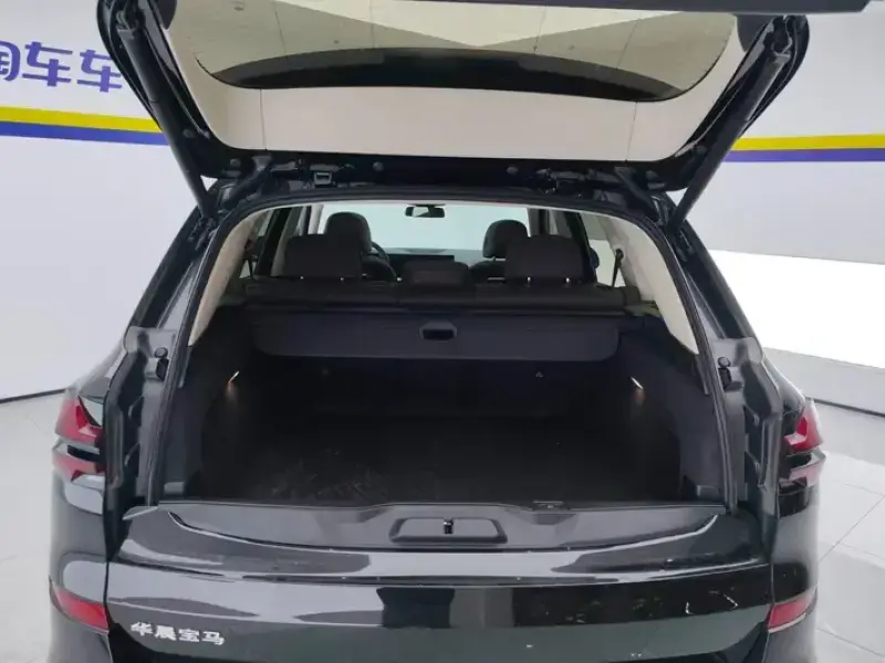 2023 BMW X5 с пробегом 10 000 км