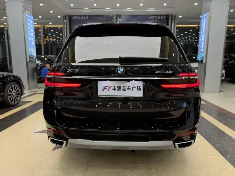 2023 BMW X7 с пробегом 83 000 км