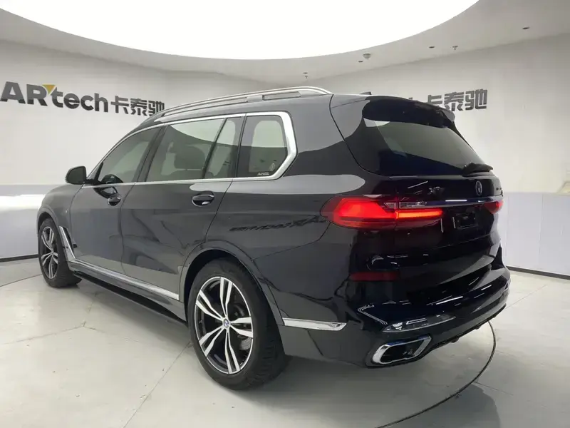 2020 BMW X7 с пробегом 60 300 км