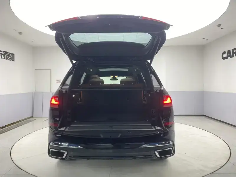 2020 BMW X7 с пробегом 60 300 км