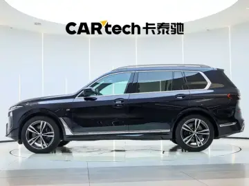 2023 BMW X7 с пробегом 41 300 км