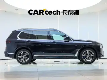 2023 BMW X7 с пробегом 41 300 км