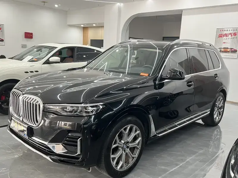 2021 BMW X7 с пробегом 60 000 км
