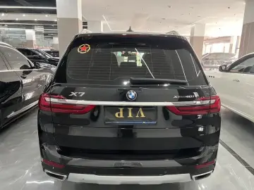 2021 BMW X7 с пробегом 60 000 км