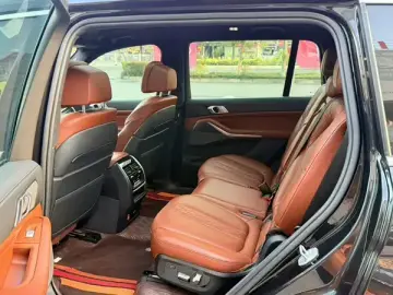 2019 BMW X7 с пробегом 137 000 км