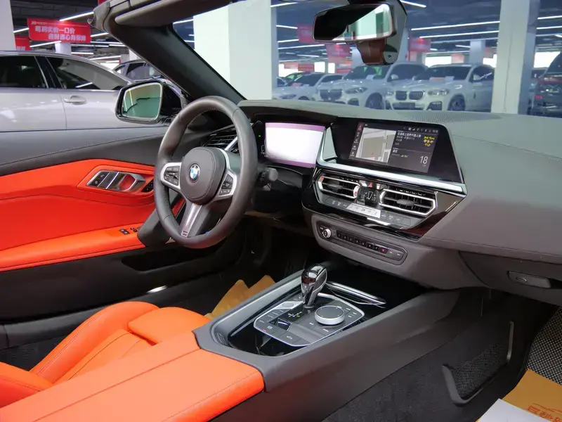 2023 BMW Z4 с пробегом 11 900 км