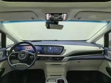 2025 Buick Century с пробегом 15 600 км