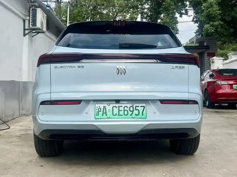 2023 Buick Electra E5 с пробегом 38 000 км