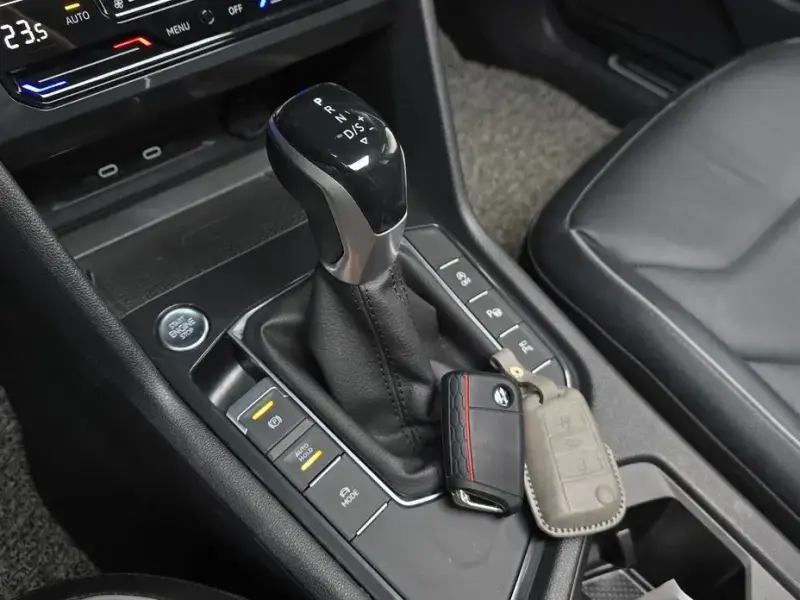 2022 Volkswagen Tiguan с пробегом 35 861 км