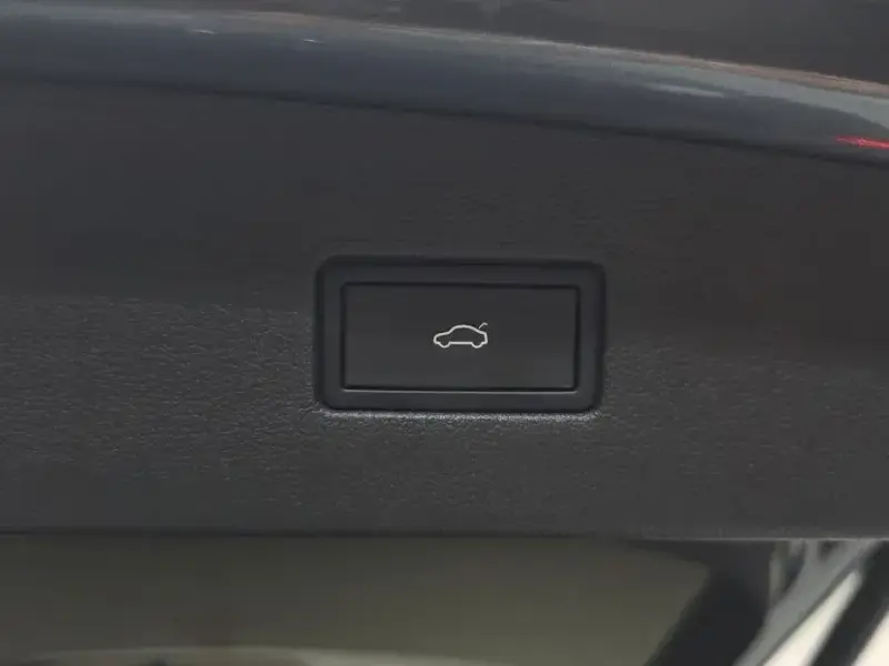 2023 Volkswagen Tiguan с пробегом 37 447 км