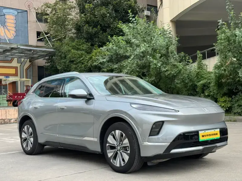 2025 Buick Electra E5 с пробегом 10 000 км