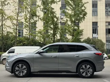 2025 Buick Electra E5 с пробегом 10 000 км