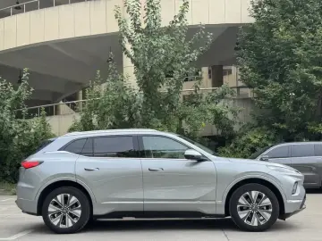 2025 Buick Electra E5 с пробегом 10 000 км
