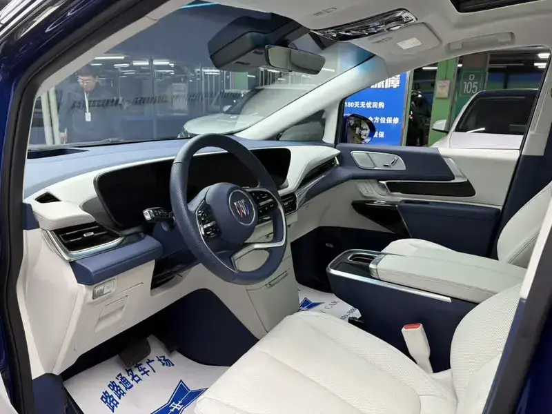 2023 Buick Century с пробегом 27 000 км