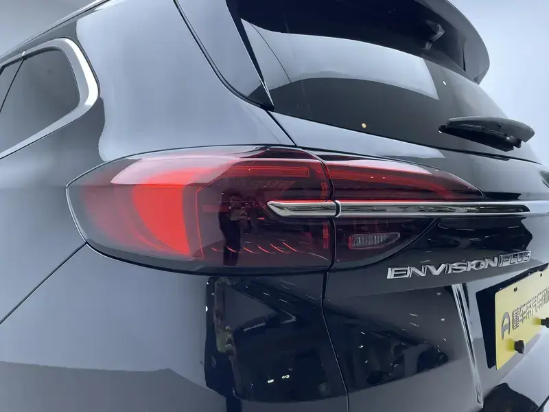 2023 Buick Envision с пробегом 4 400 км