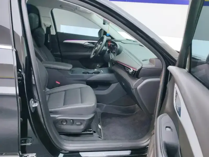 2025 Buick Envision с пробегом 22 000 км