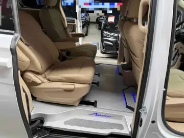2025 Buick GL8 с пробегом 15 900 км