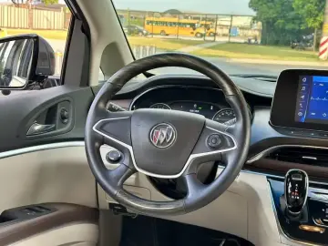 2022 Buick GL8 с пробегом 38 000 км