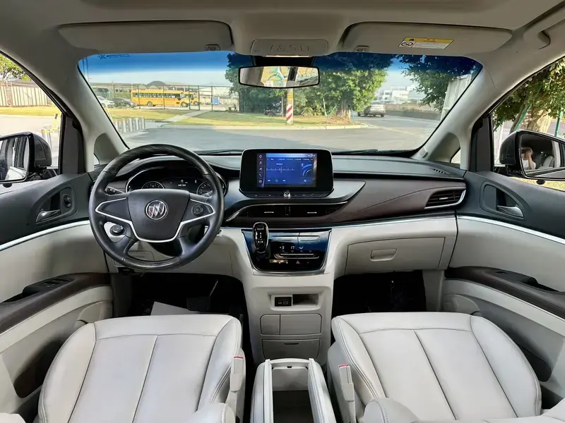 2022 Buick GL8 с пробегом 38 000 км