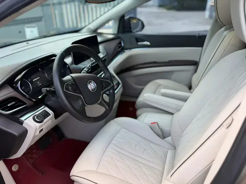 2021 Buick GL8 с пробегом 120 000 км