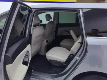 2019 Buick GL6 с пробегом 28 000 км