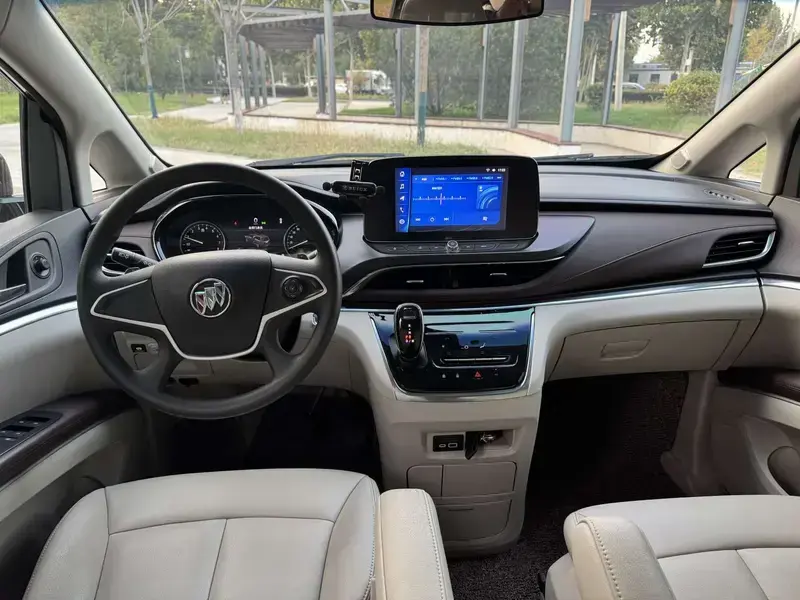 2021 Buick GL8 с пробегом 107 000 км